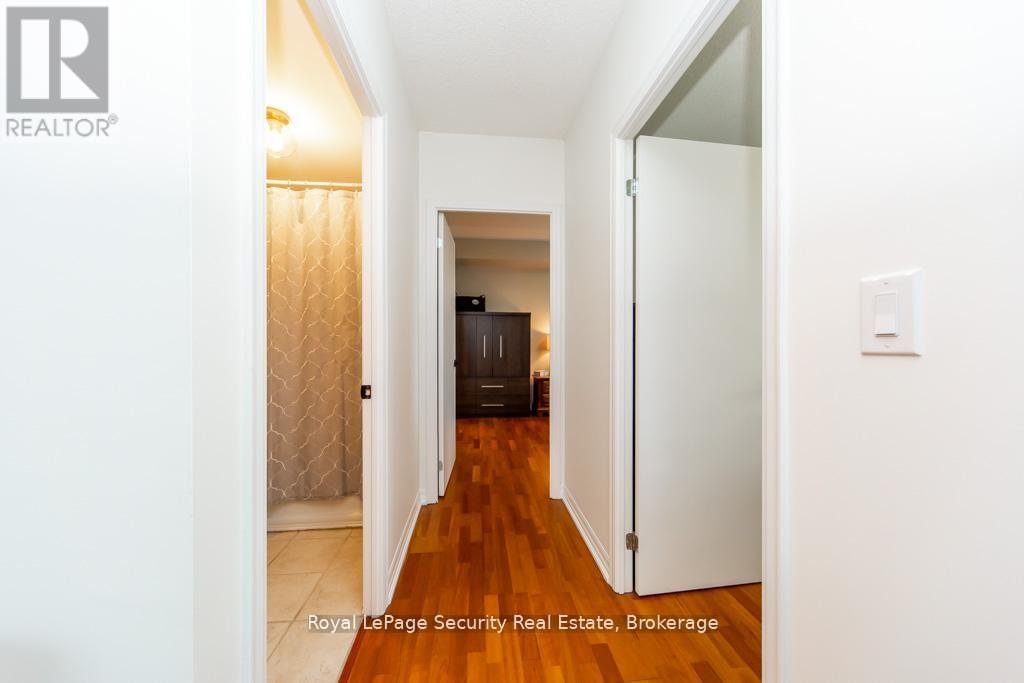 #1402 38 FONTENAY COURT - 19