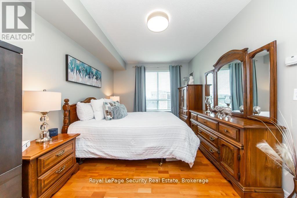 #1402 38 FONTENAY COURT - 21
