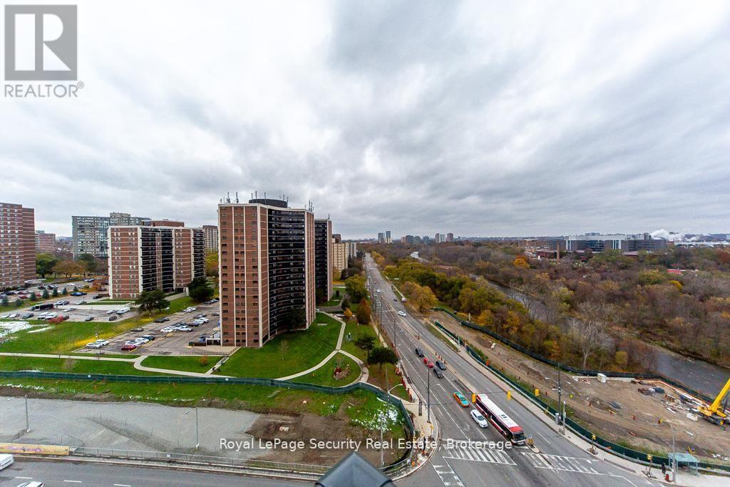 #1402 38 FONTENAY COURT - 38