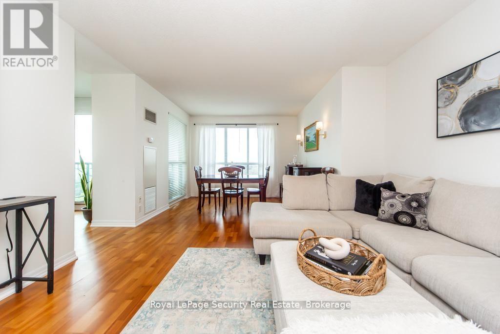 #1402 38 FONTENAY COURT - 7