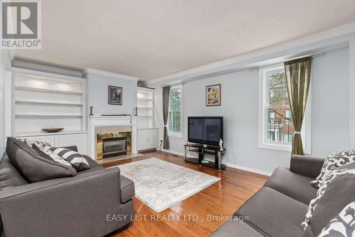 57 STORNWOOD COURT - 12