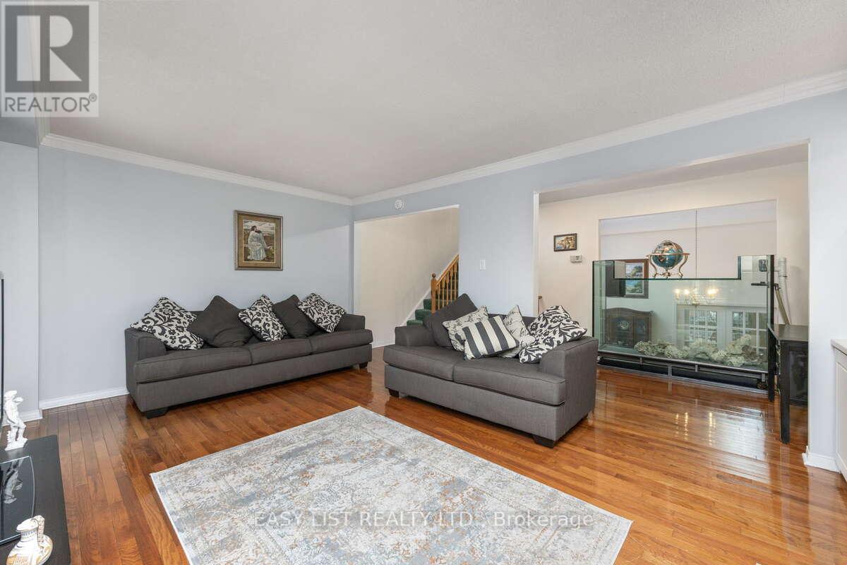 57 STORNWOOD COURT - 14