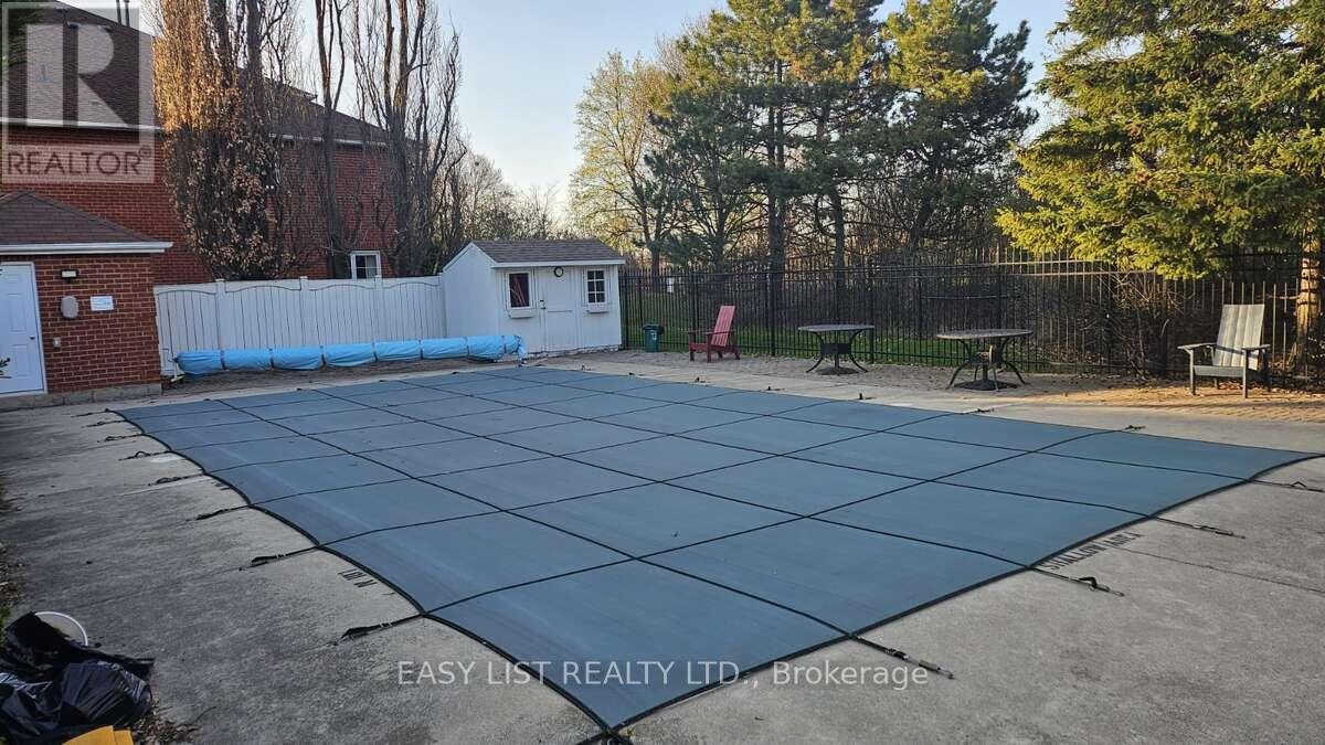 57 STORNWOOD COURT - 34