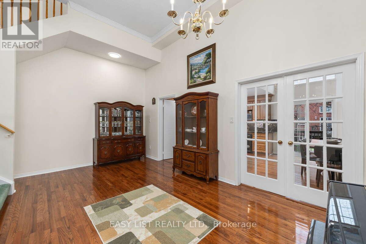 57 STORNWOOD COURT - 5