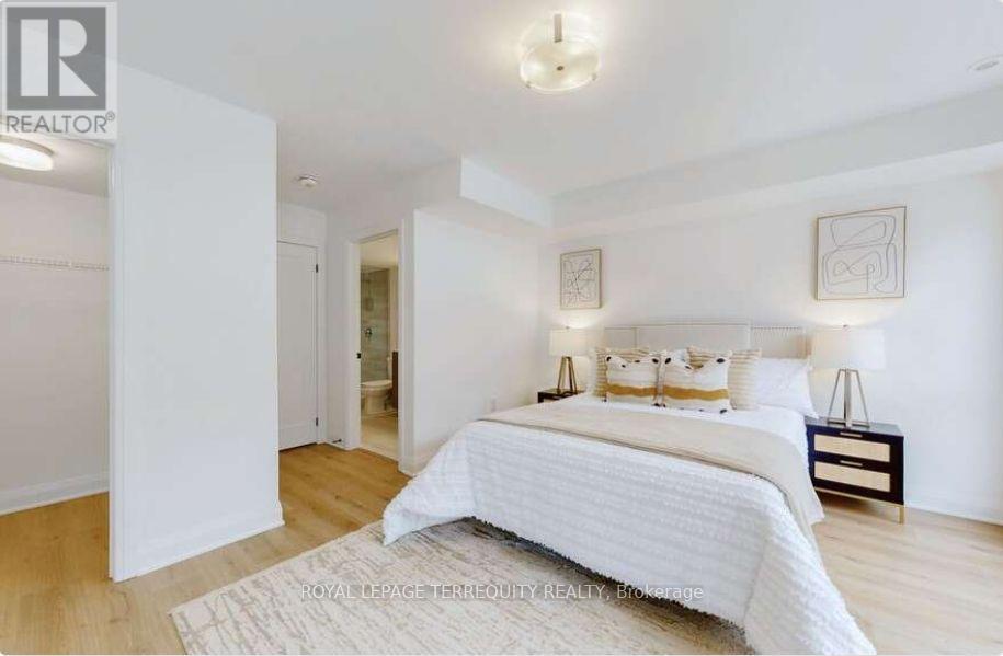 150 ALTON CRESCENT - 17