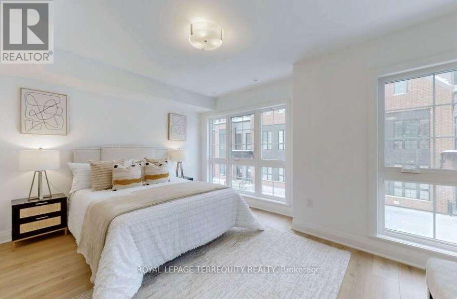 150 ALTON CRESCENT - 14