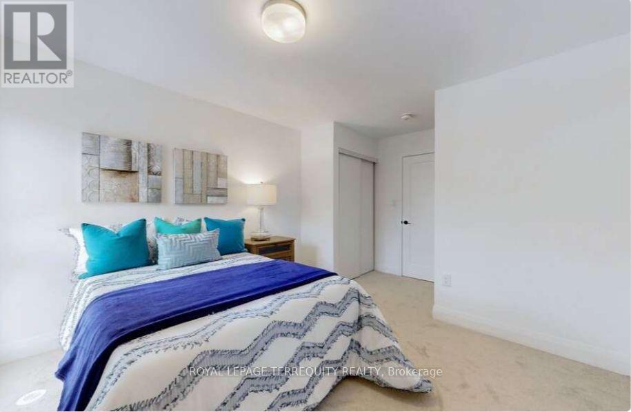 150 ALTON CRESCENT - 22