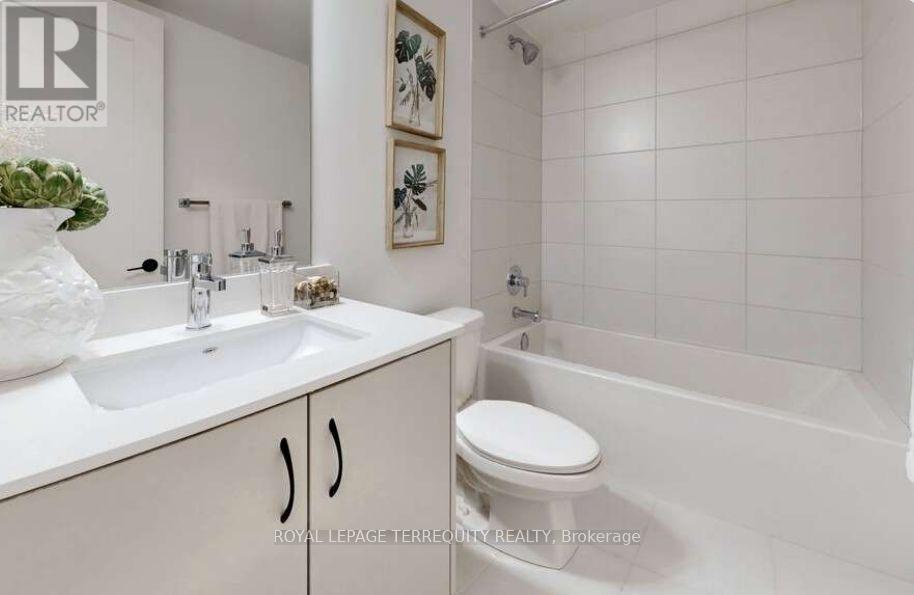 150 ALTON CRESCENT - 27