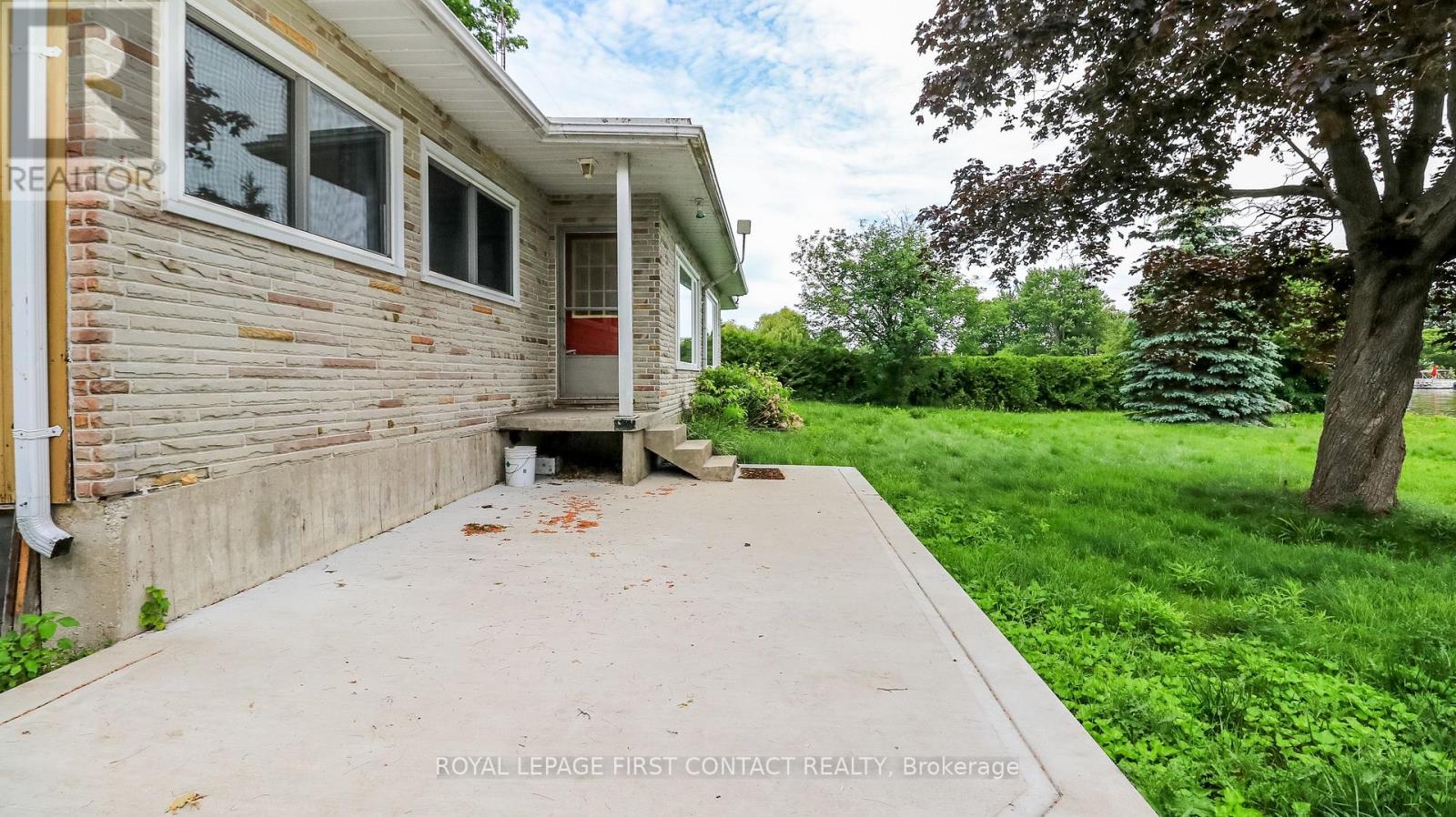 21 GLASSFORD ROAD - 19