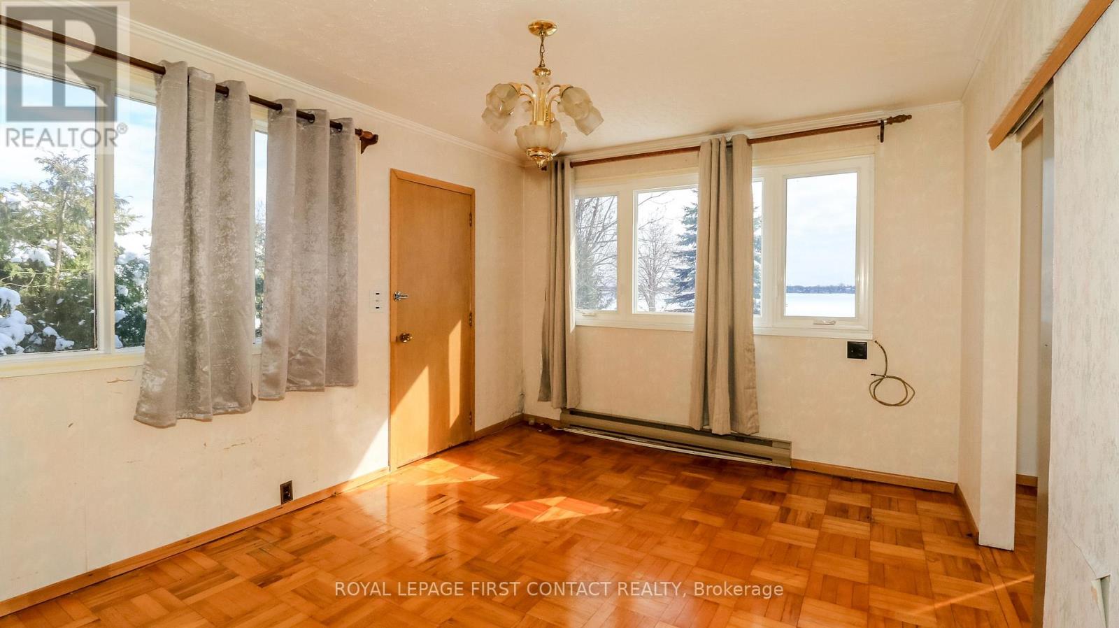 21 GLASSFORD ROAD - 31