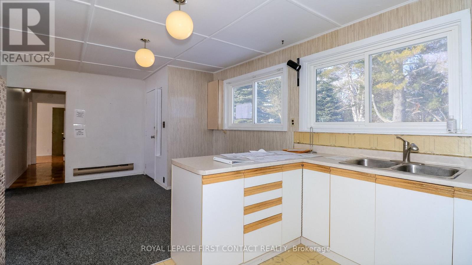 21 GLASSFORD ROAD - 24