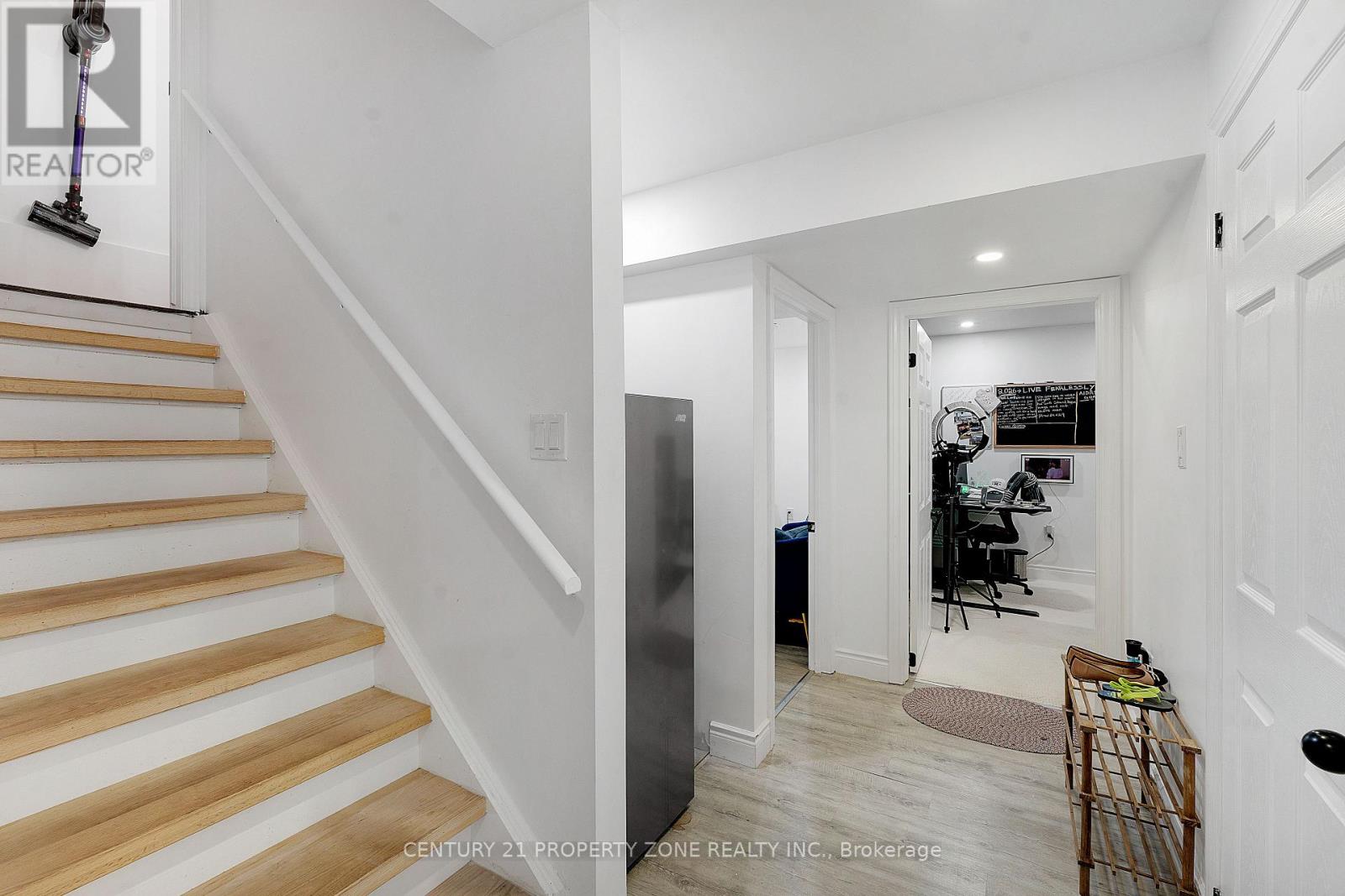 254 WATERBROOK LANE - 32