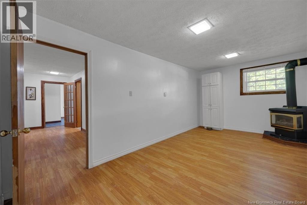 77 Varsity Street - 22