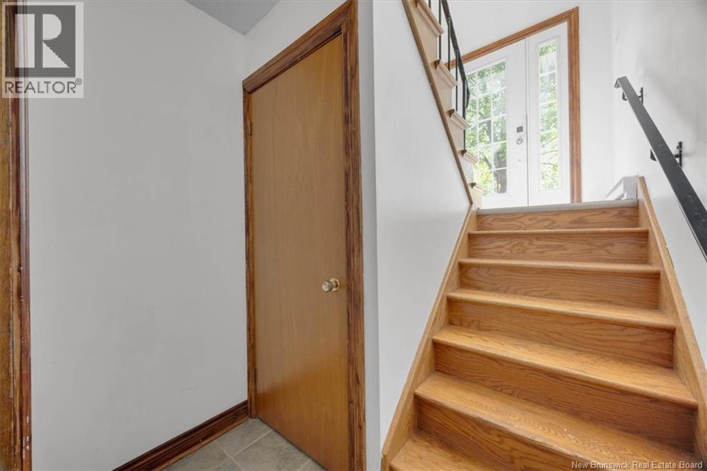 77 Varsity Street - 19