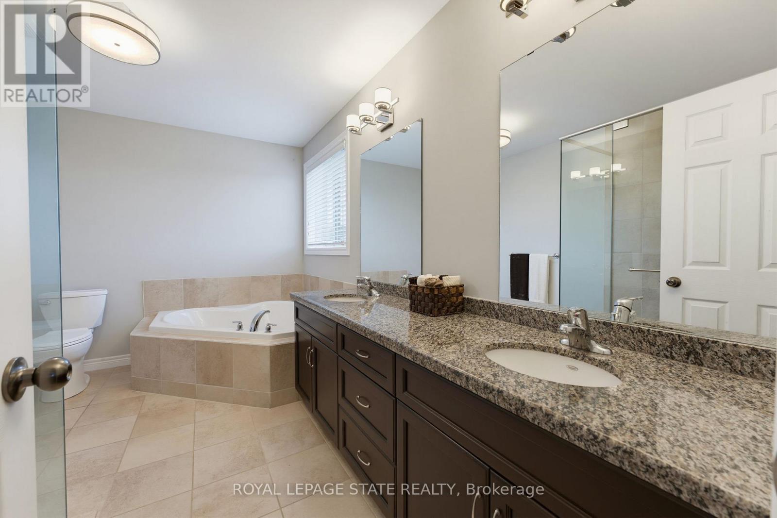 73 DEGROW CRESCENT - 27