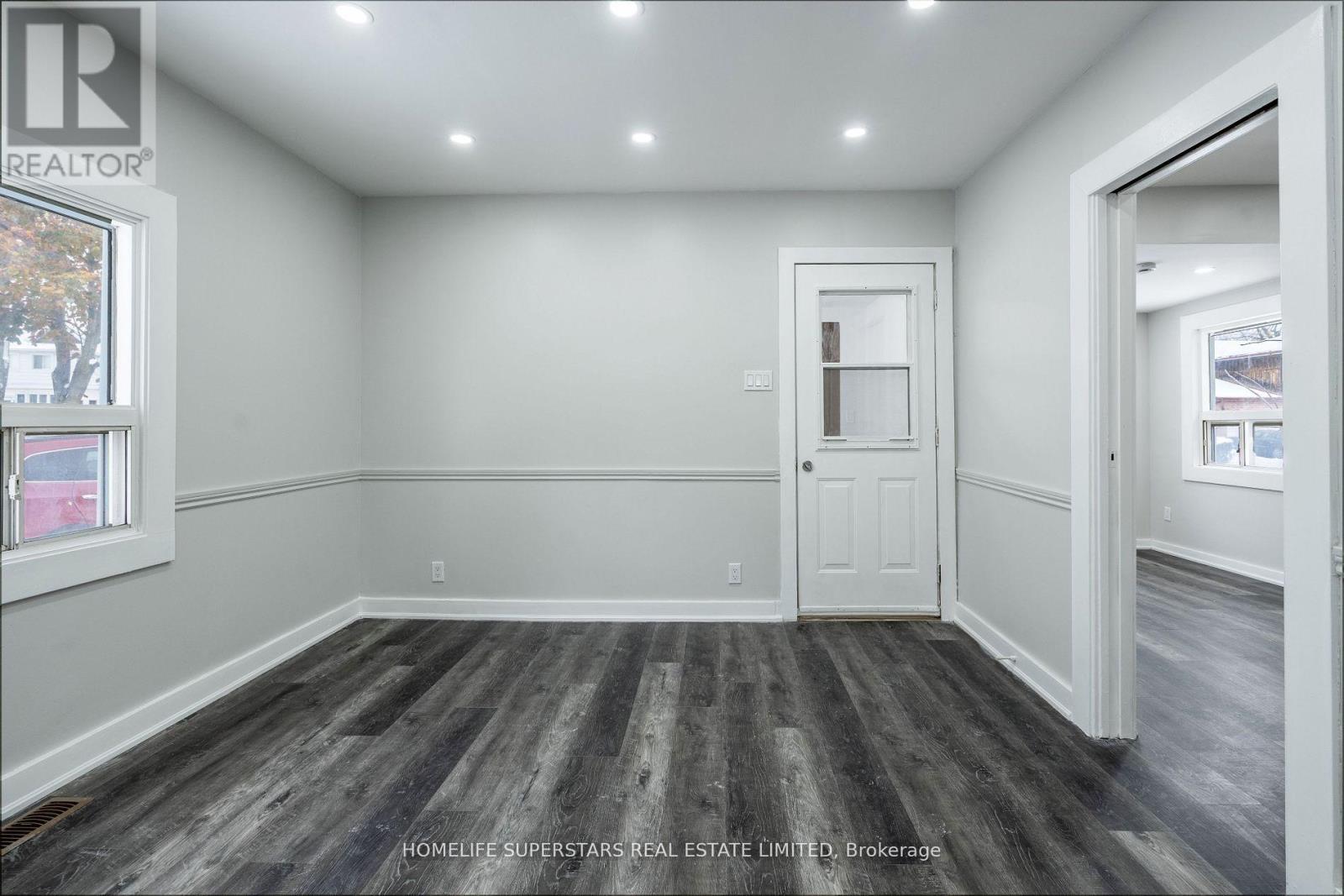 4550 HOMEWOOD AVENUE - 19