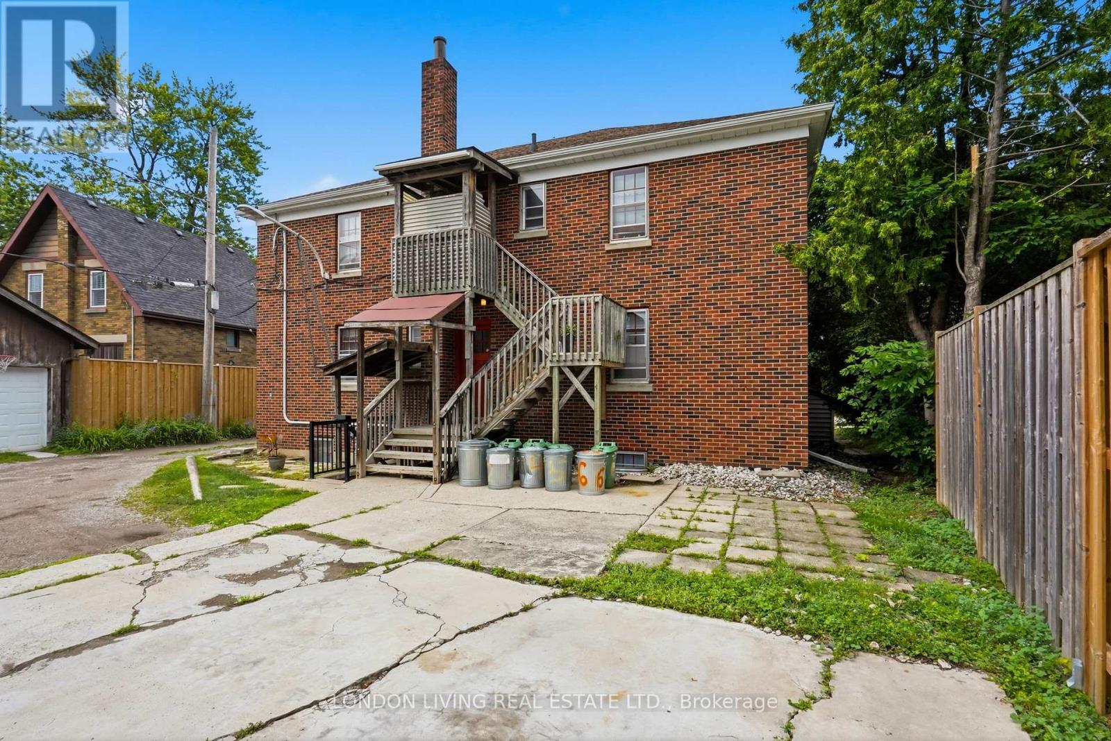 107 WINDSOR CRESCENT - 14