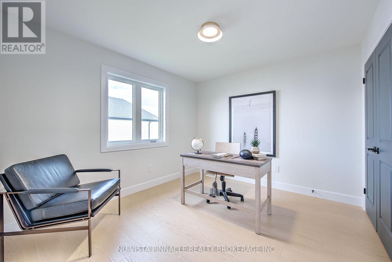 4332 GREEN BEND - 18