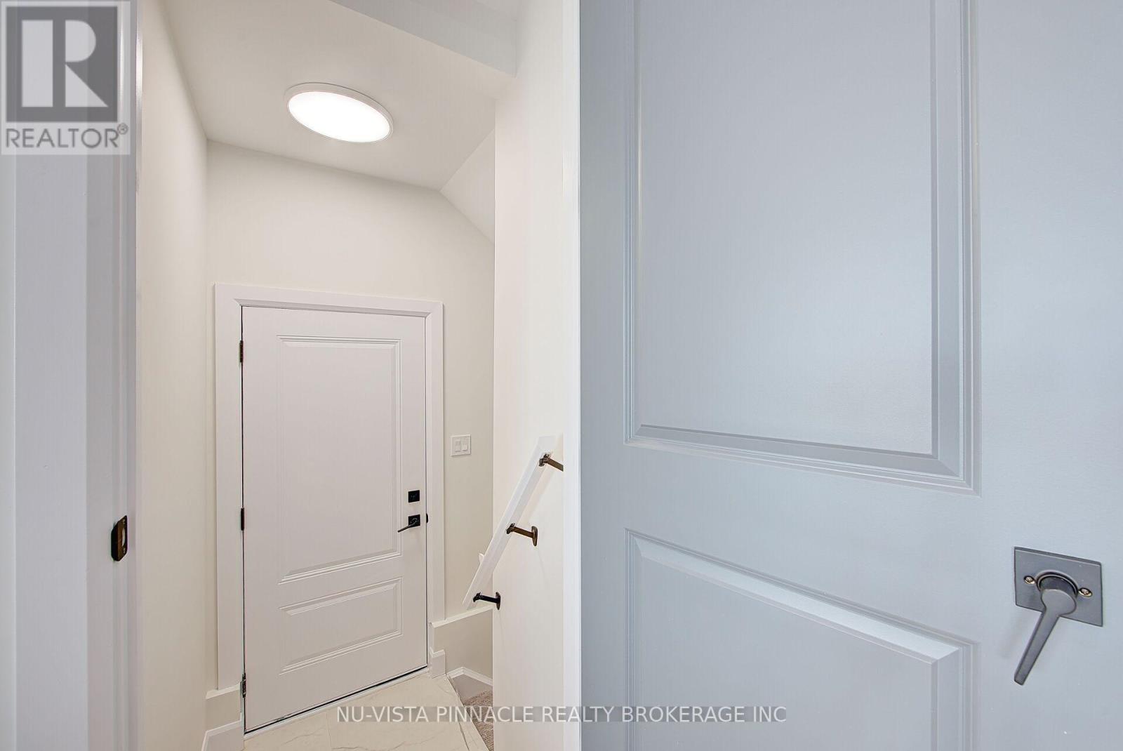 4332 GREEN BEND - 21