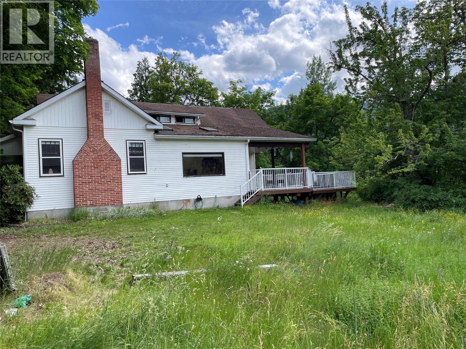 1920 Falls Street - 6
