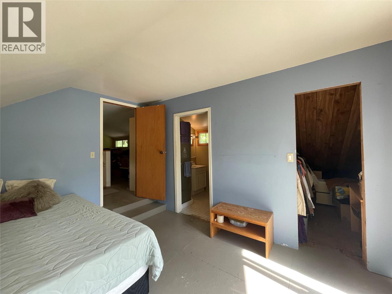 1920 Falls Street - 35