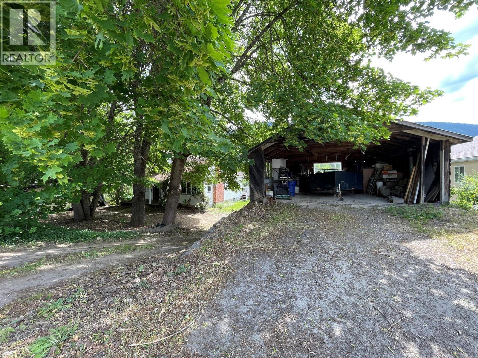 1920 Falls Street - 3