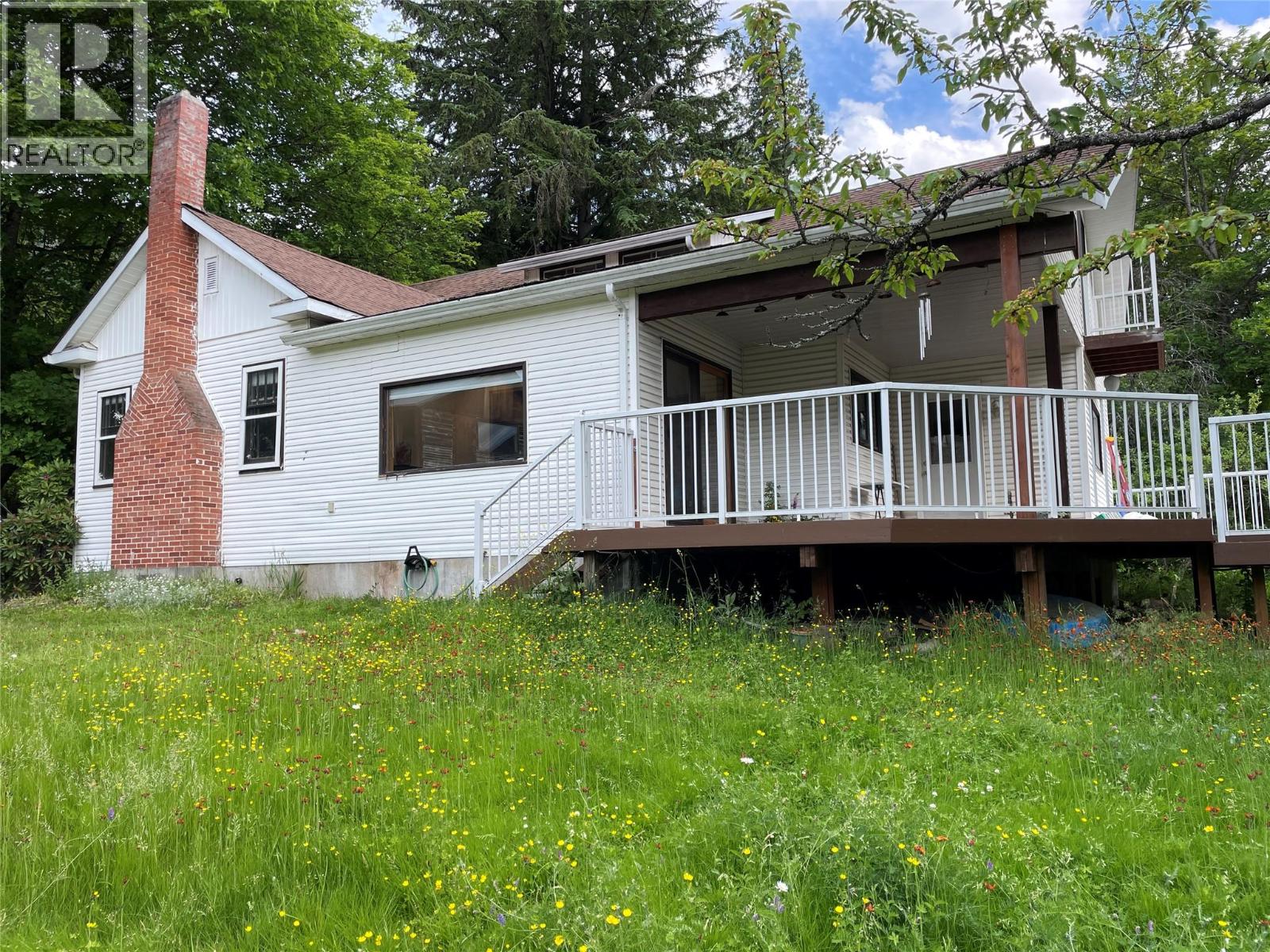 1920 Falls Street - 9