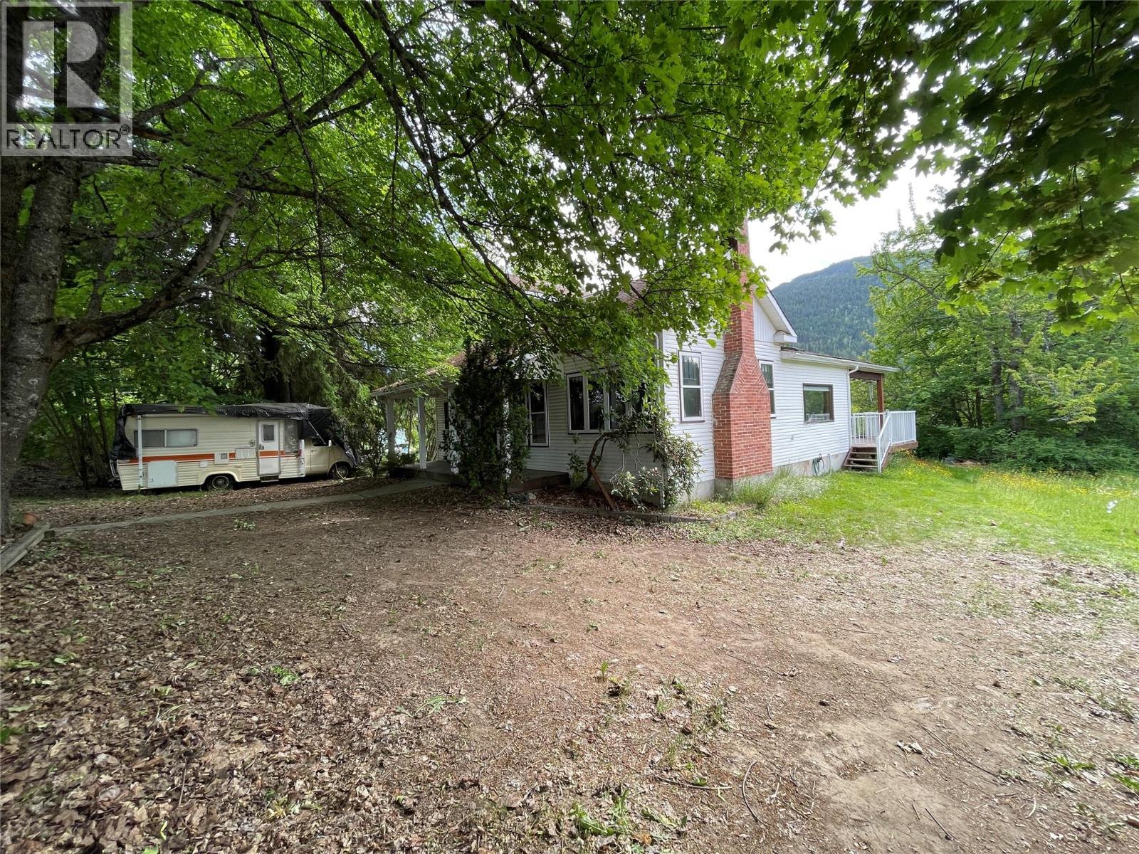 1920 Falls Street - 4