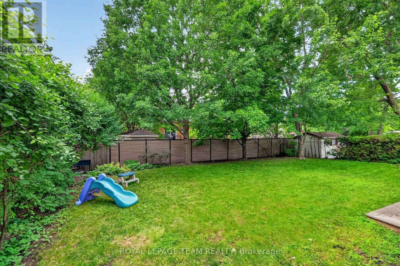 4 Bed, 2 Bath House for Sale in Ottawa – 1282 ALLOWAY CRESCENT, Ottawa – MLS# X13479922 - Image 47