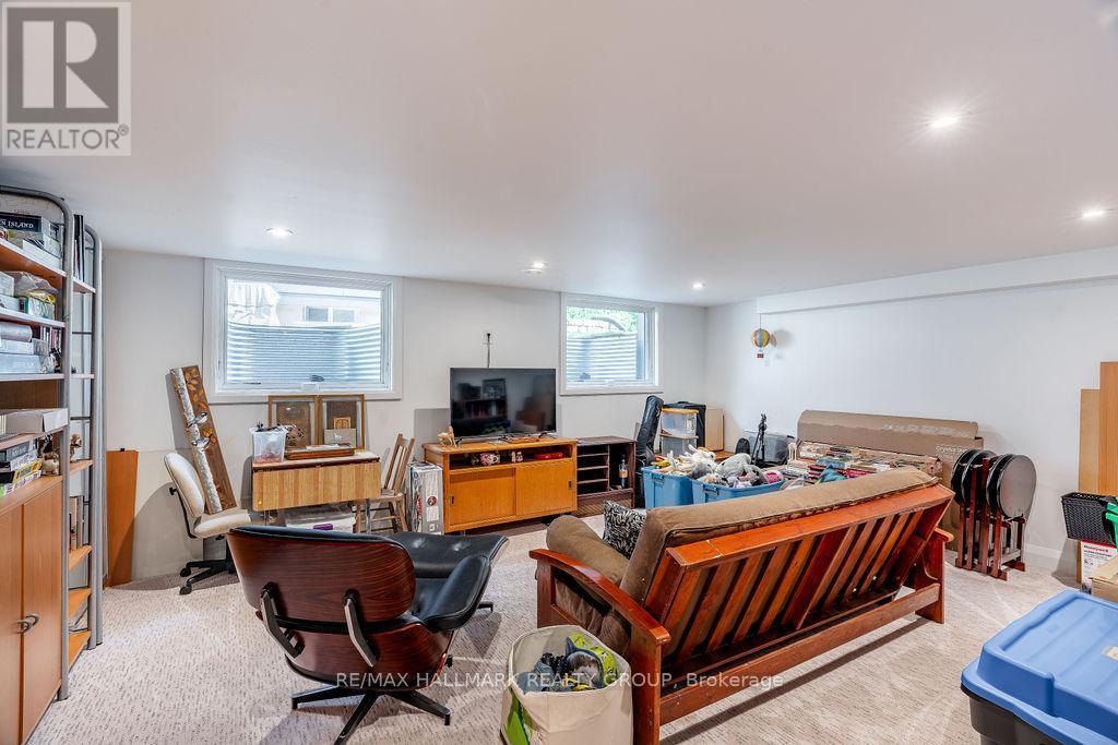 3 Bed, 2 Bath House for Rent in Ottawa – 199 LENNOX PARK AVENUE, Ottawa – MLS# X13480076 - Image 38
