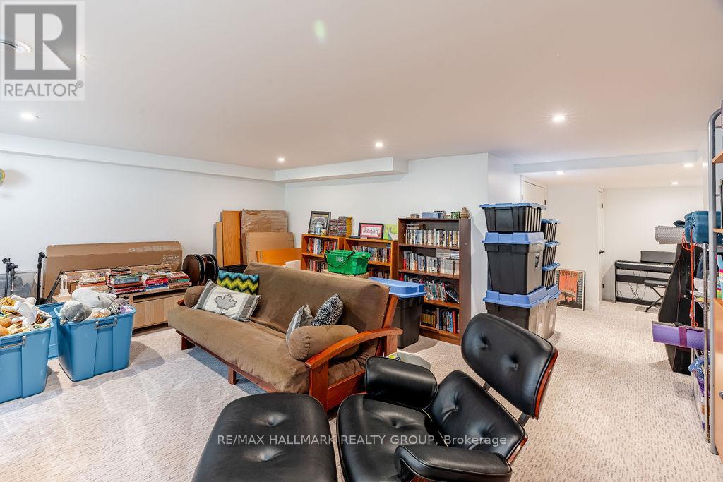 3 Bed, 2 Bath House for Rent in Ottawa – 199 LENNOX PARK AVENUE, Ottawa – MLS# X13480076 - Image 39
