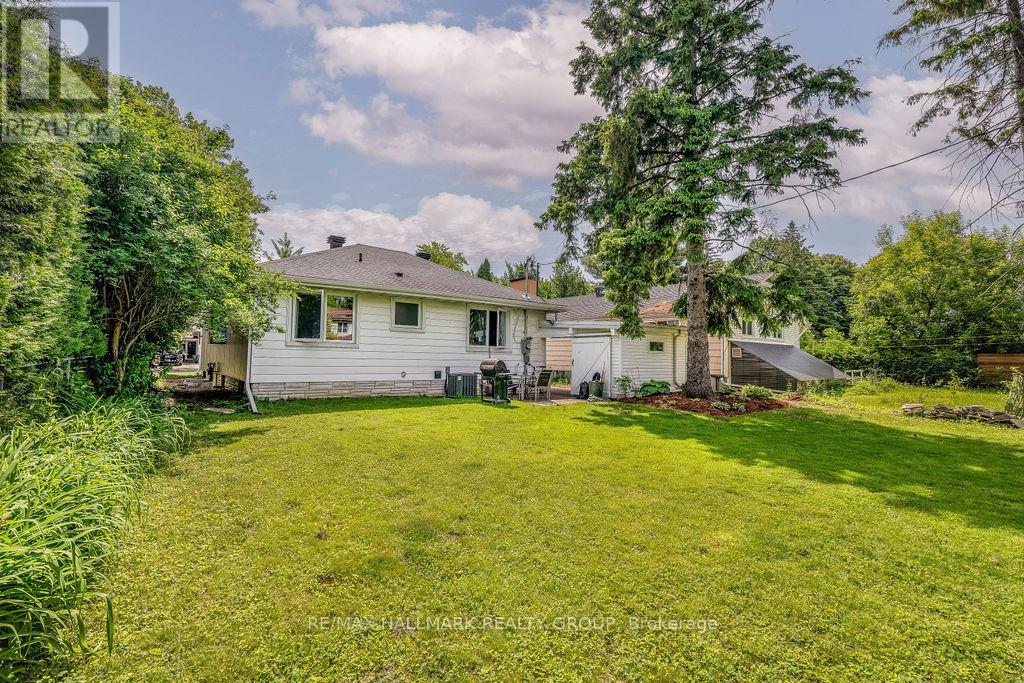 3 Bed, 2 Bath House for Rent in Ottawa – 199 LENNOX PARK AVENUE, Ottawa – MLS# X13480076 - Image 43