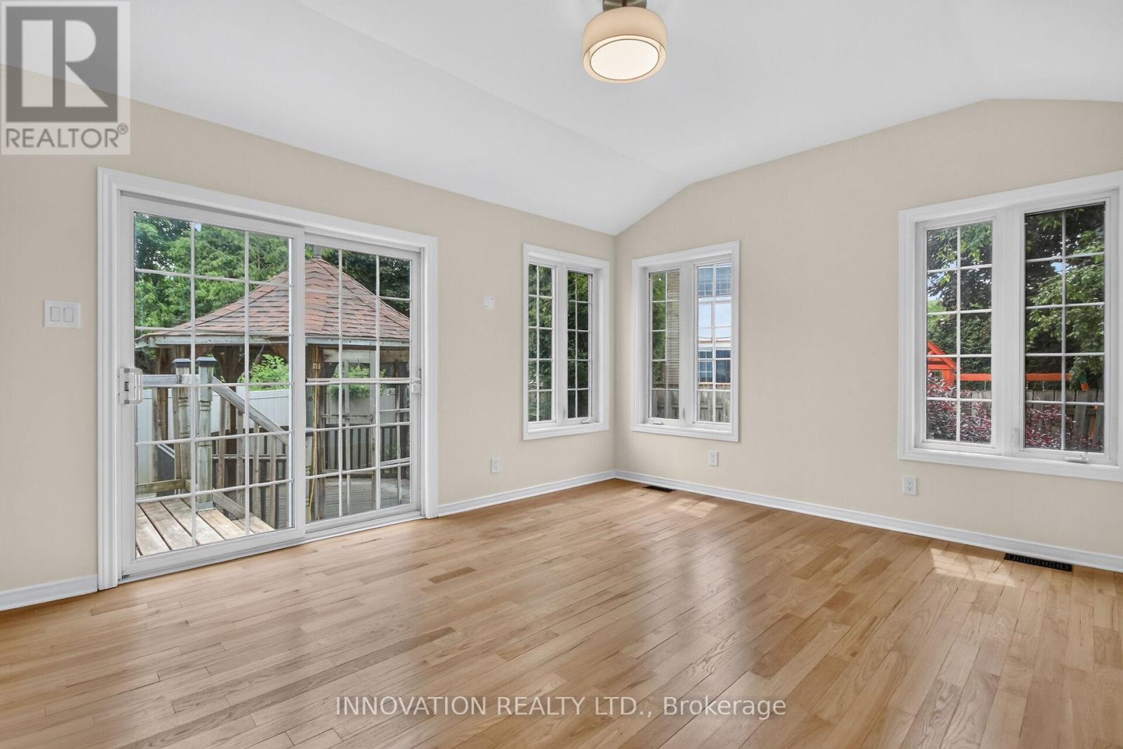 85 HEWITT WAY - 20