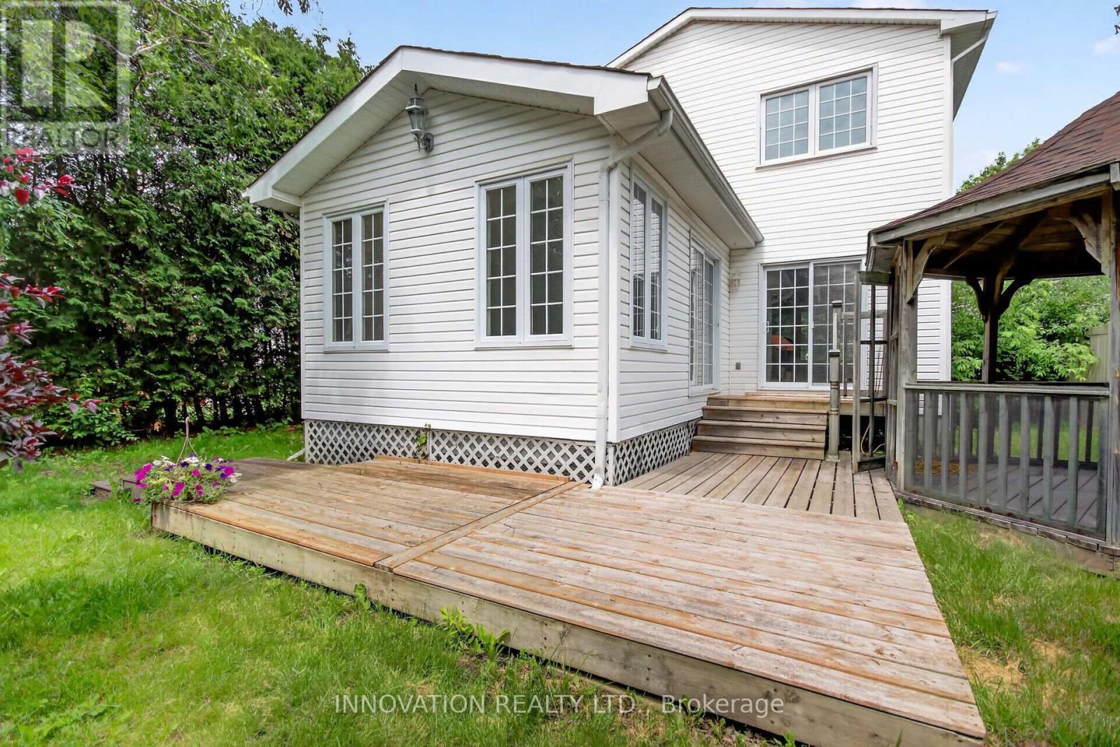85 HEWITT WAY - 39