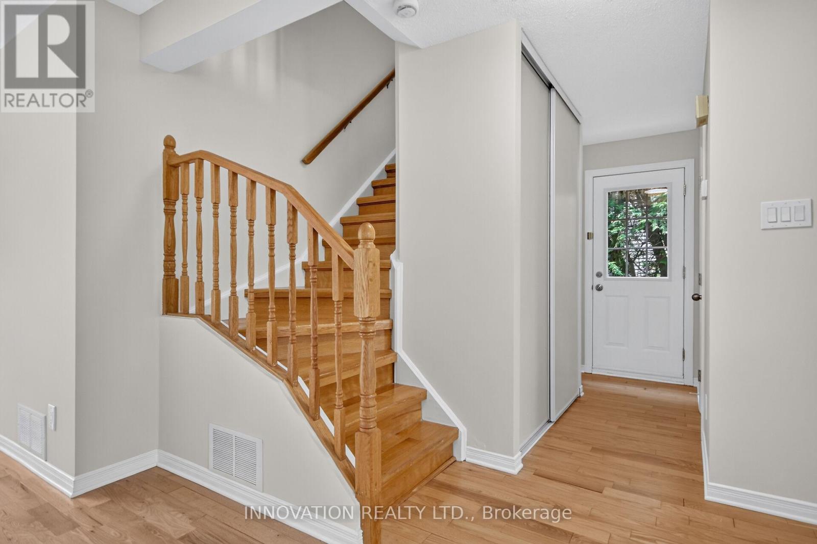 85 HEWITT WAY - 6
