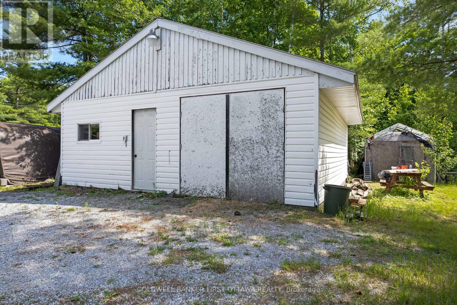 2625 ARDOCH ROAD - 20