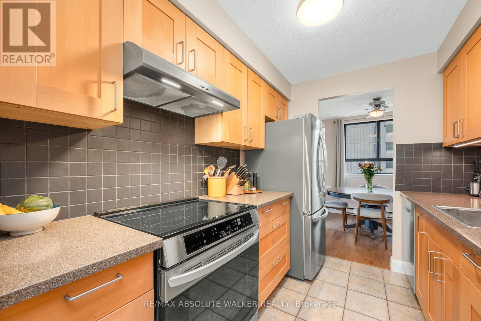 2 Bed, 2 Bath House for Sale in Ottawa – 1007 – 470 LAURIER AVENUE W, Ottawa – MLS# X13480160 - Image 11