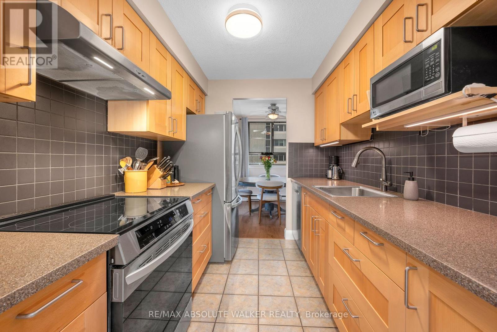 2 Bed, 2 Bath House for Sale in Ottawa – 1007 – 470 LAURIER AVENUE W, Ottawa – MLS# X13480160 - Image 12