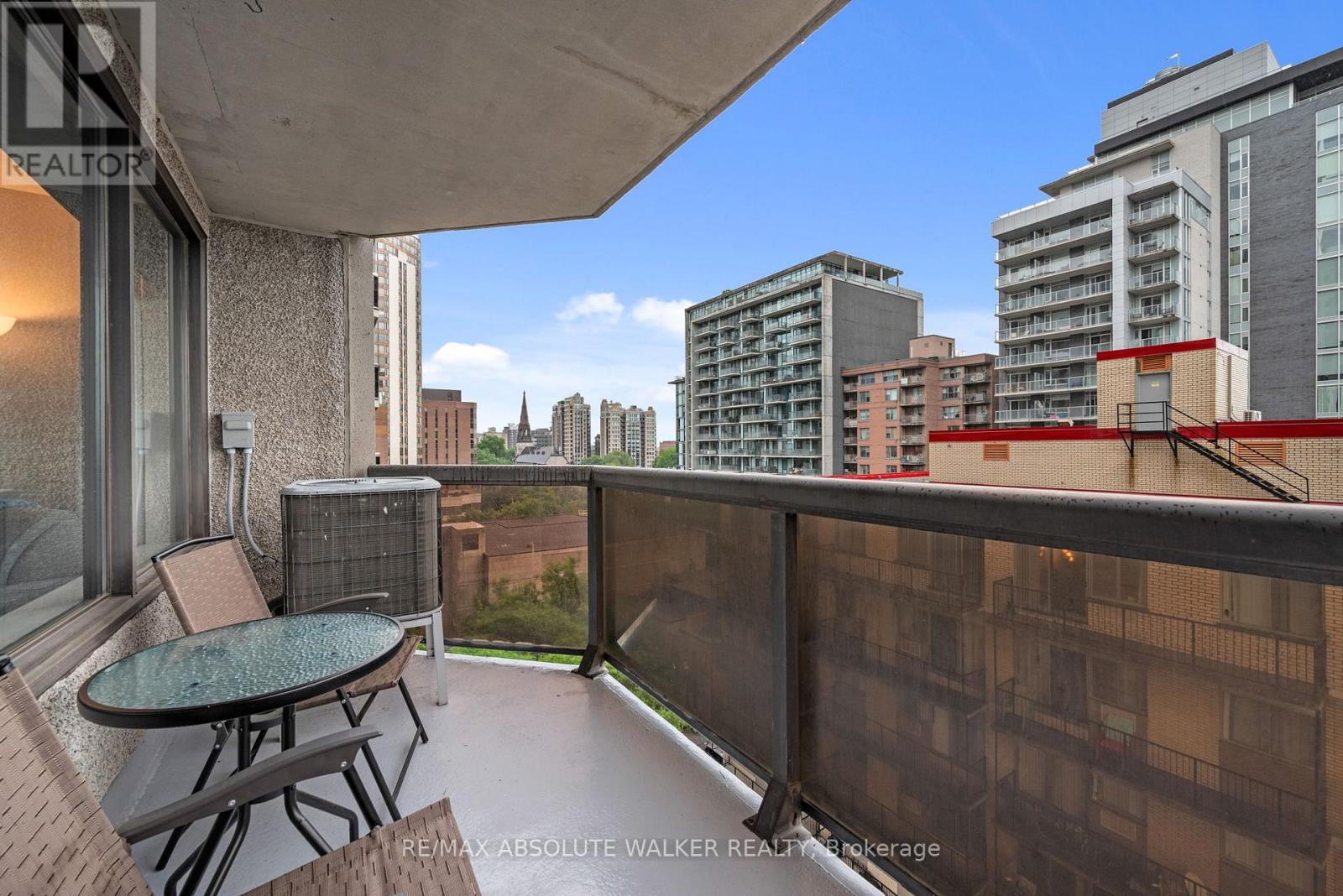 2 Bed, 2 Bath House for Sale in Ottawa – 1007 – 470 LAURIER AVENUE W, Ottawa – MLS# X13480160 - Image 14