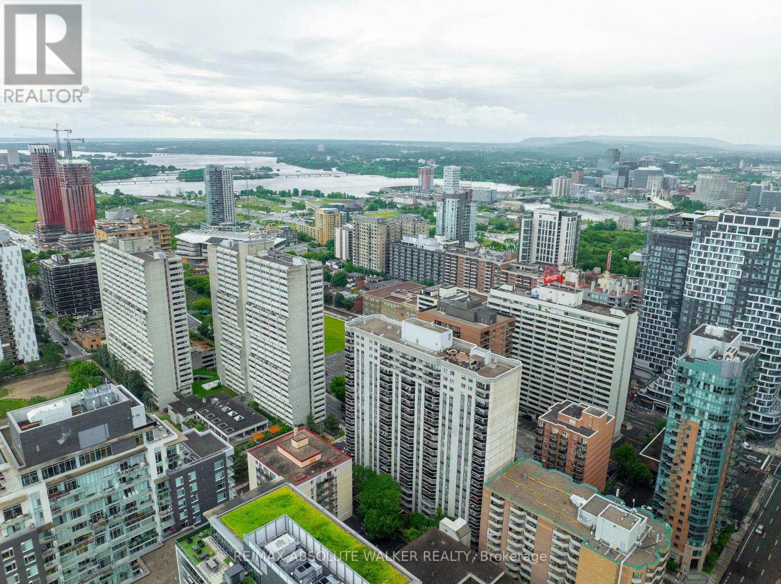 2 Bed, 2 Bath House for Sale in Ottawa – 1007 – 470 LAURIER AVENUE W, Ottawa – MLS# X13480160 - Image 30