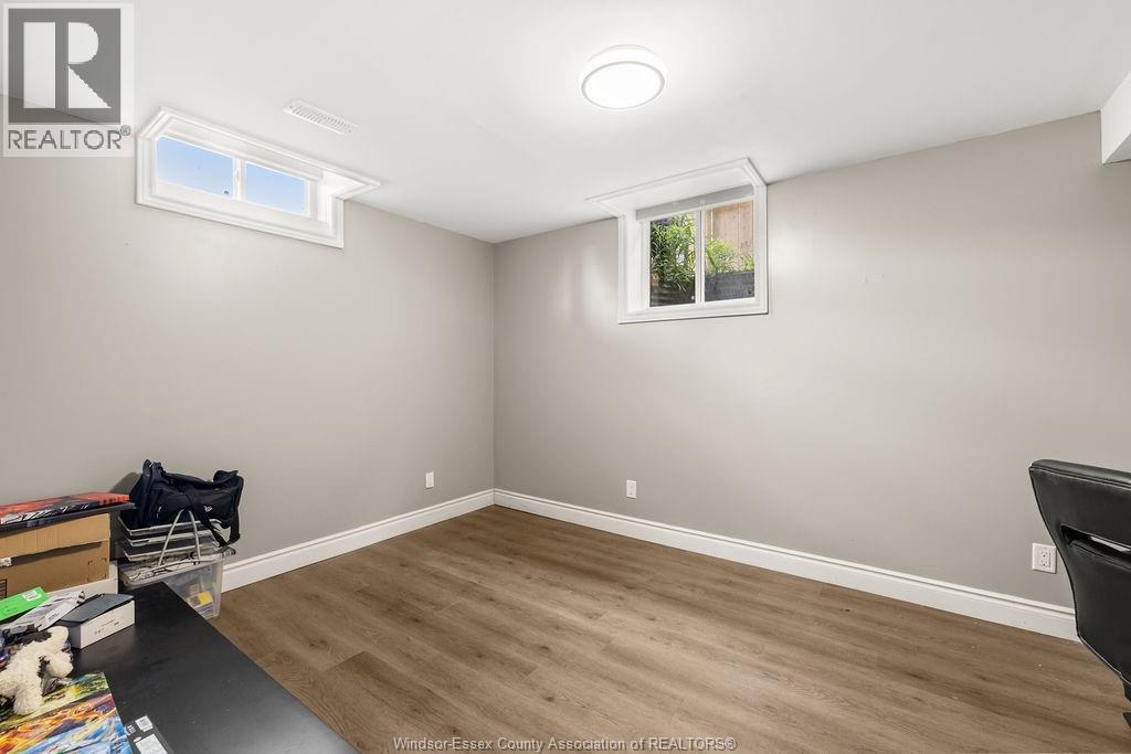 969 WESTWOOD DRIVE - 23