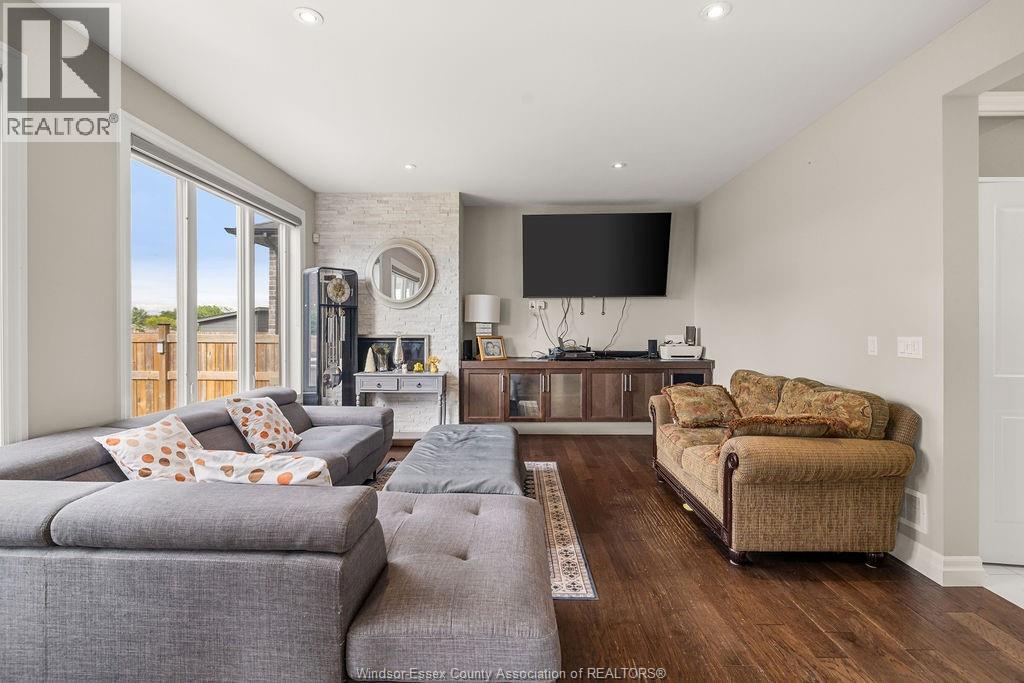 969 WESTWOOD DRIVE - 8