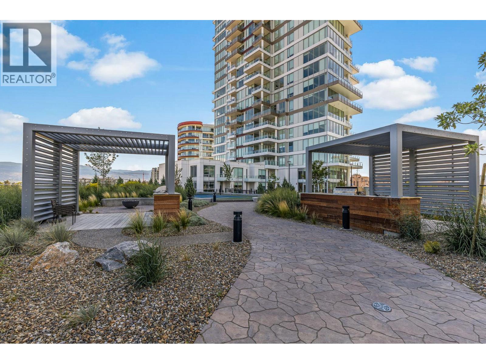 #909 1191 Sunset Drive - 43