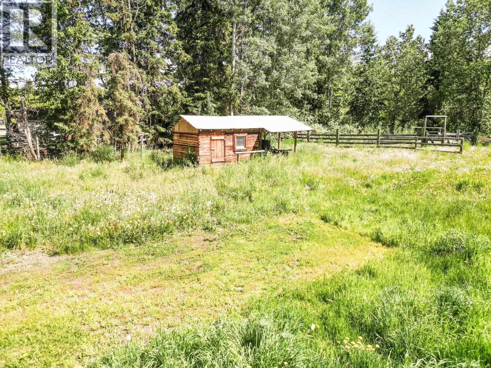 7851 BREWER Avenue, Burns Lake