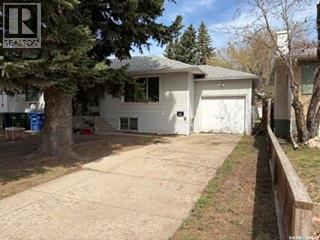 1323 Main STREET - 1
