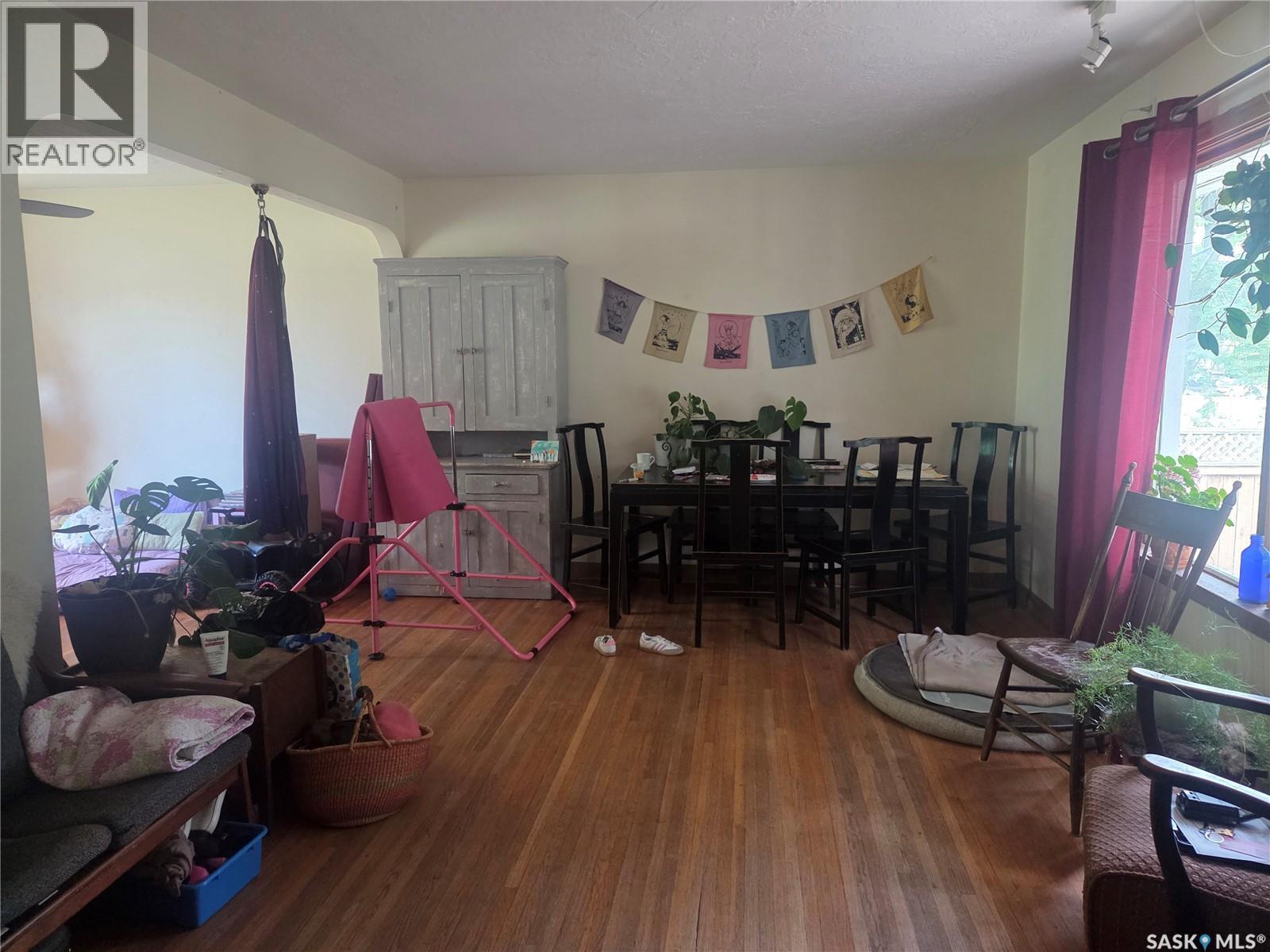 1323 Main STREET - 3