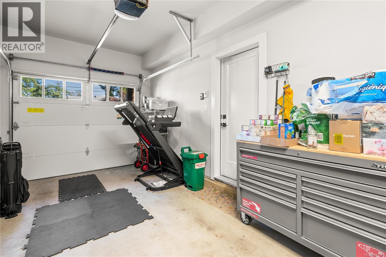 1183 Marchant Rd, Central Saanich