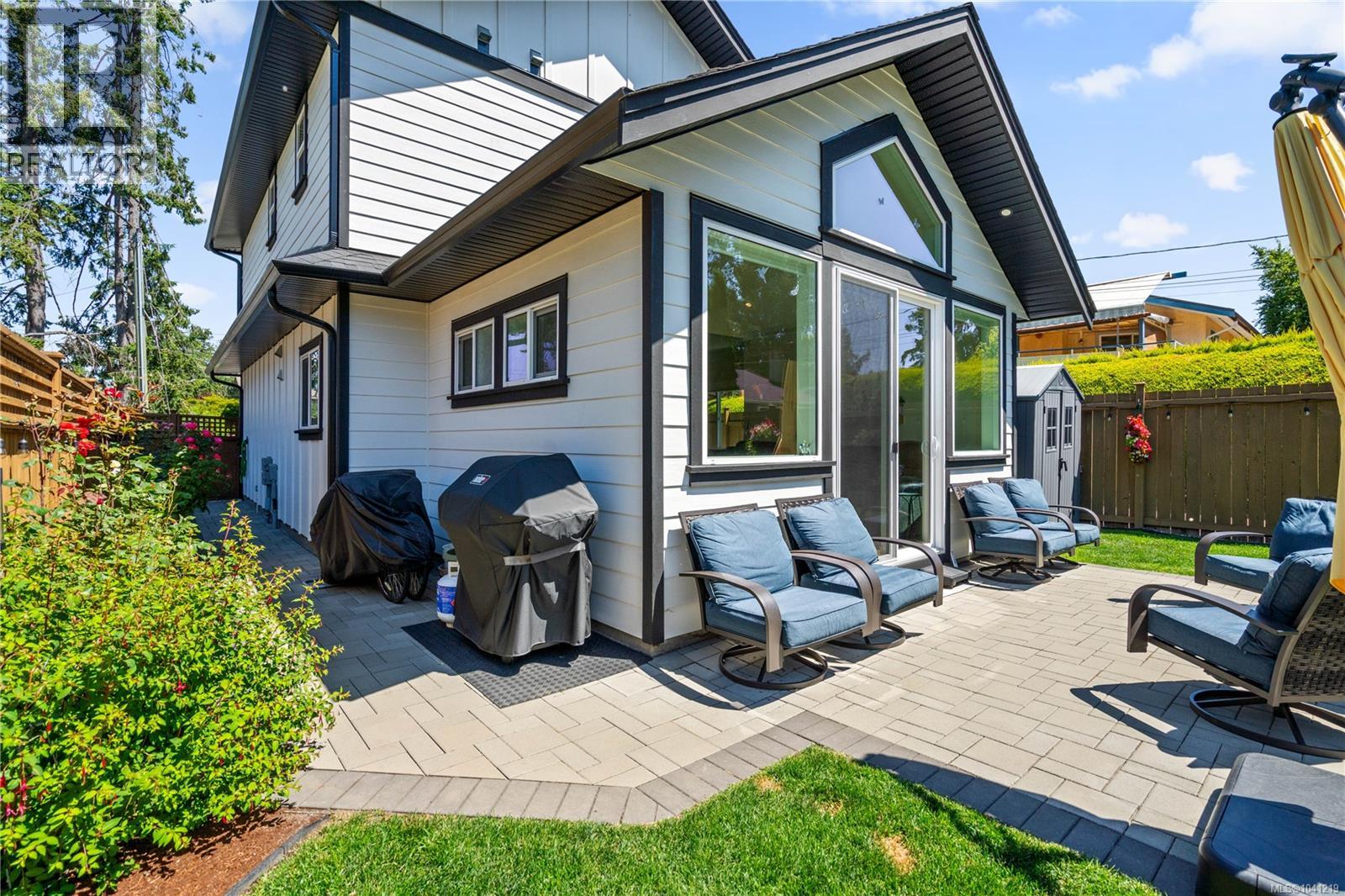 1183 Marchant Rd, Central Saanich