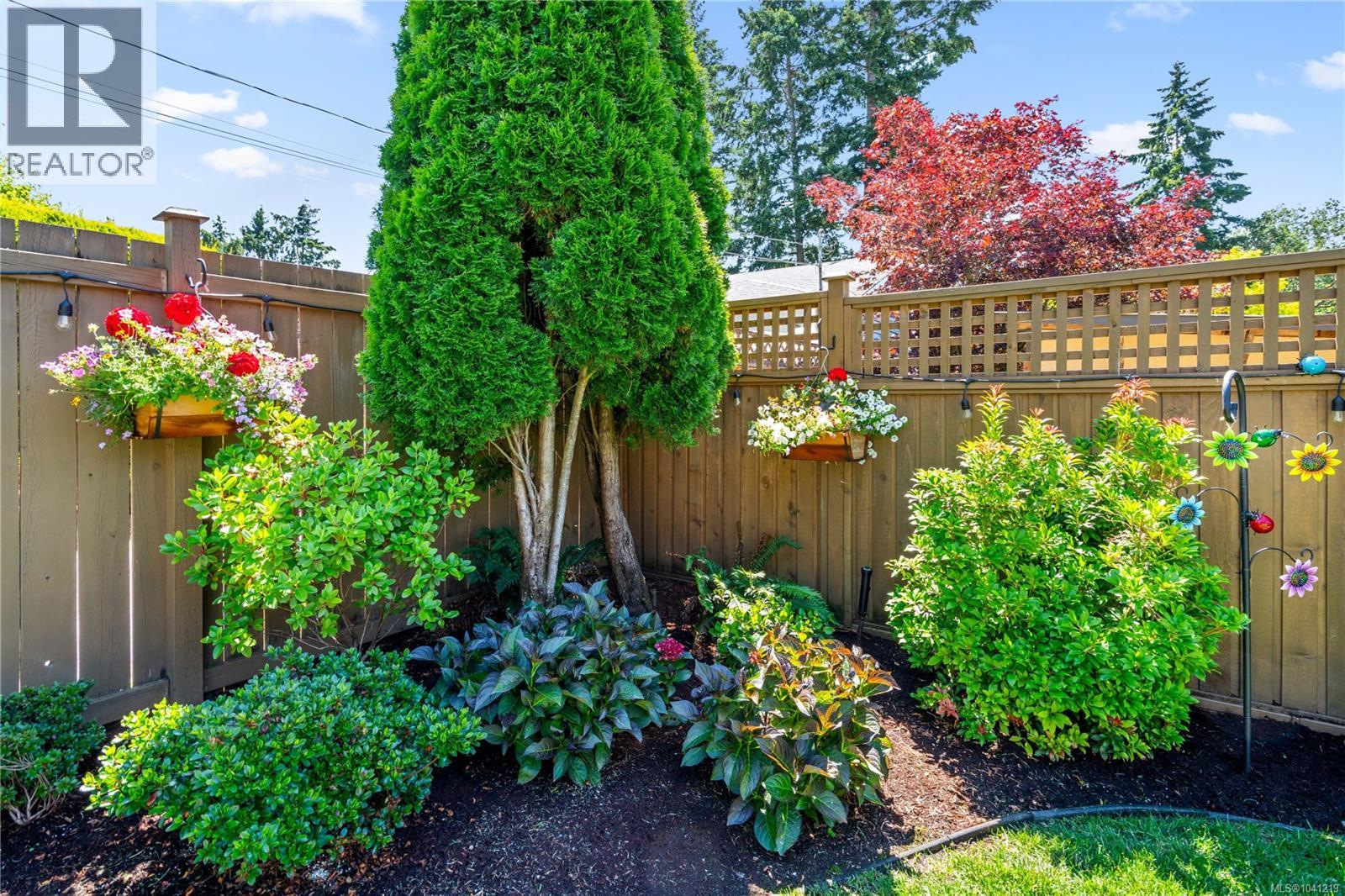 1183 Marchant Rd, Central Saanich