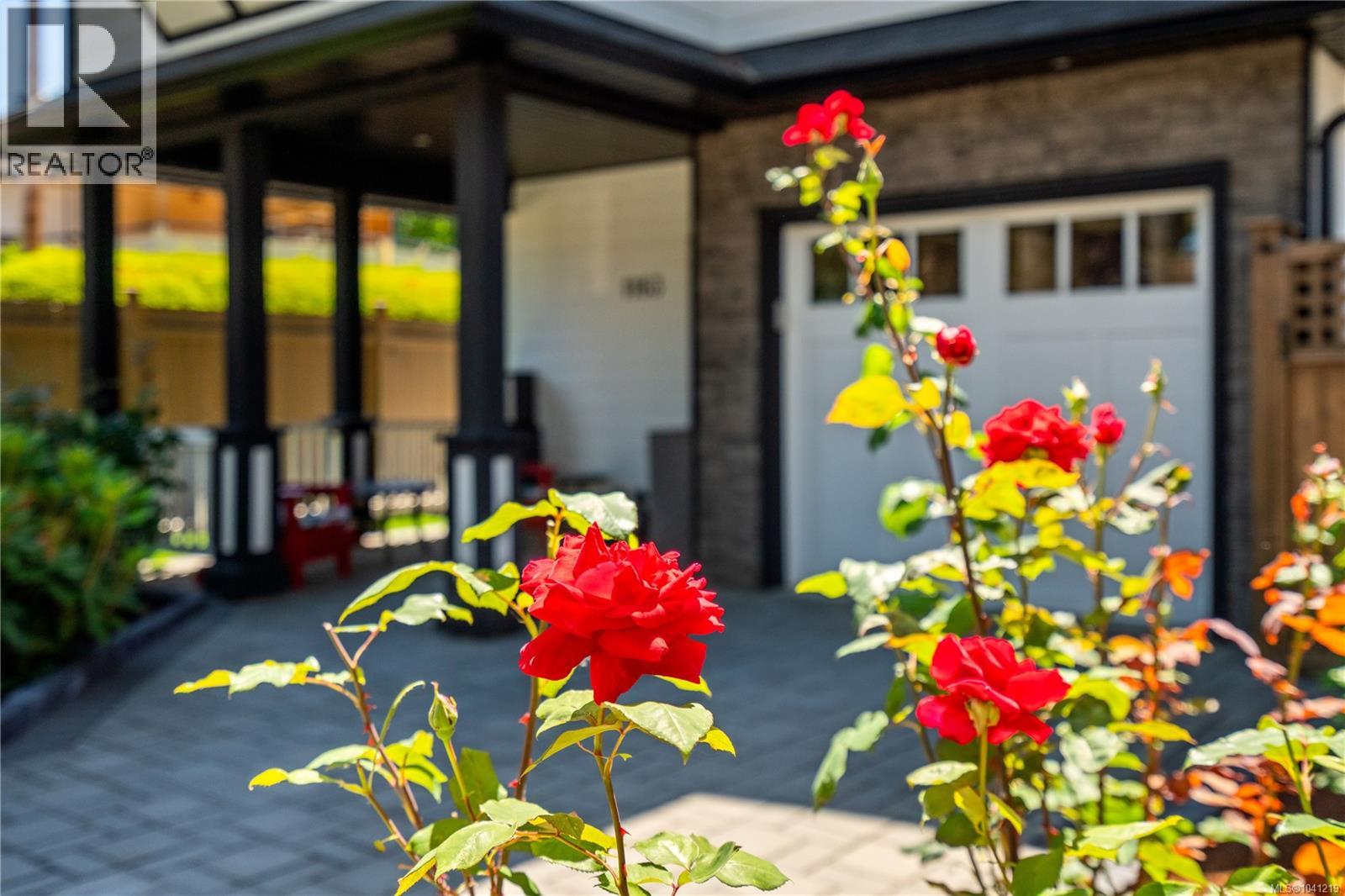 1183 Marchant Rd, Central Saanich